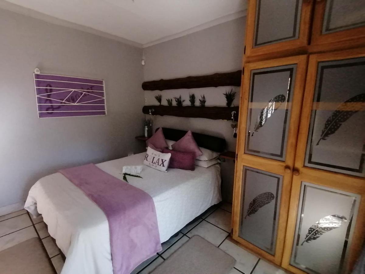 Guinea Feather Country Lodge & Spa Groblersdal Esterno foto